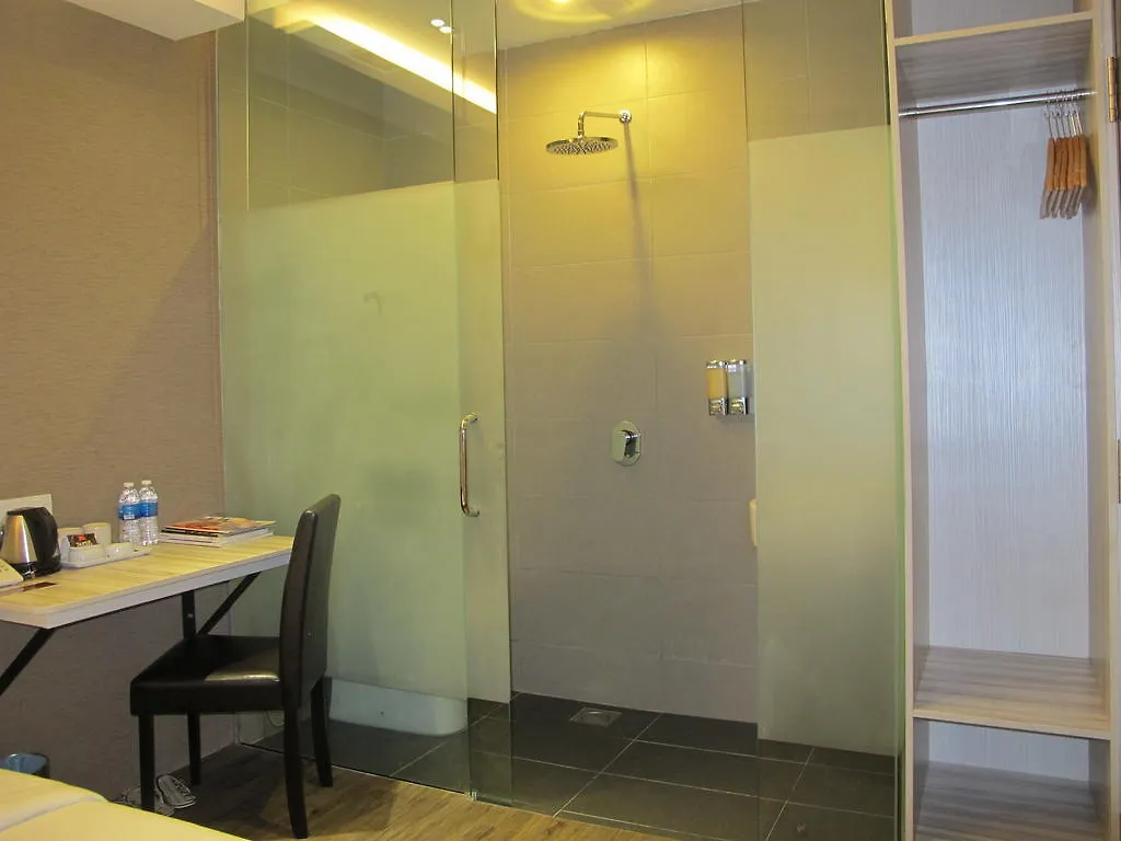 Hotel Austin Paradise - Taman Pulai Utama Skudai 3*,  Malaysia
